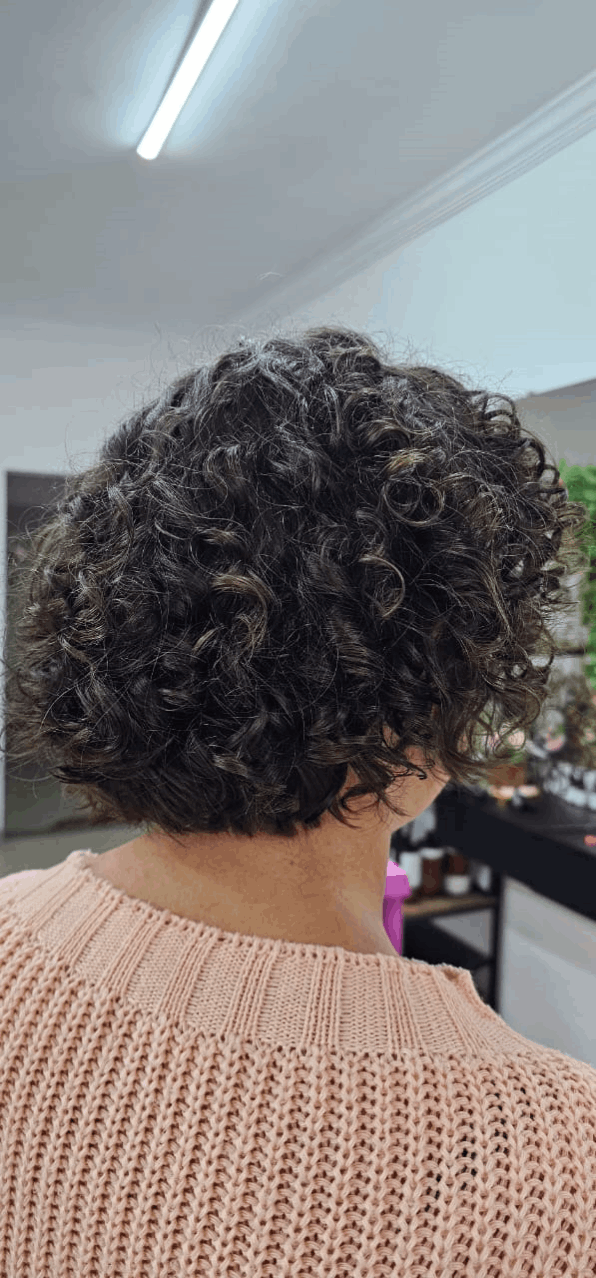 clientes Espaço Amanda Vitoriano especialista em cabelos cacheados, ondulados, crespo natural, unha e depilação, na região de Santo André