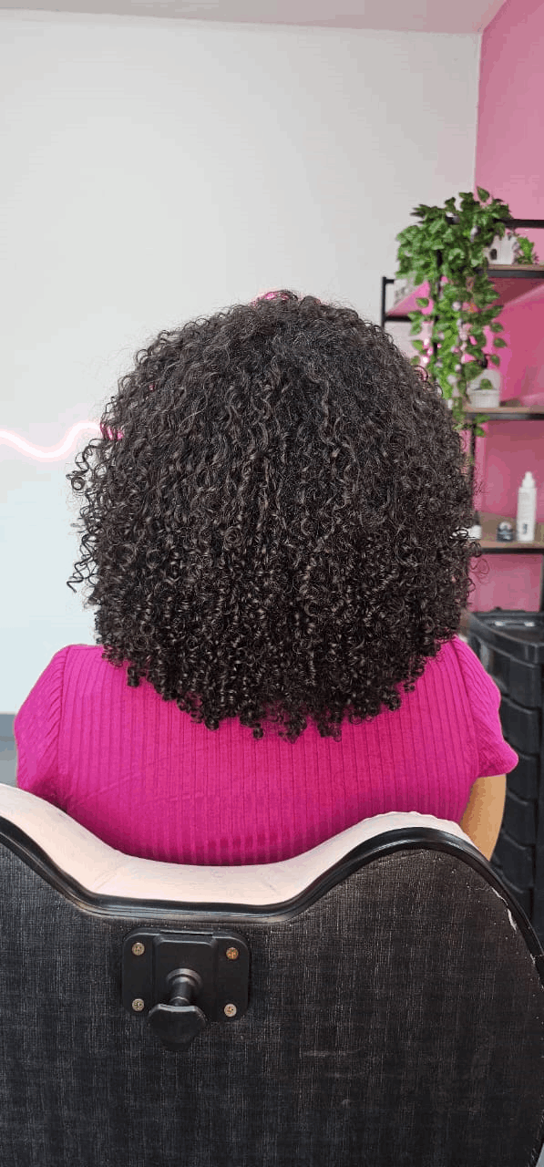 clientes Espaço Amanda Vitoriano especialista em cabelos cacheados, ondulados, crespo natural, unha e depilação, na região de Santo André