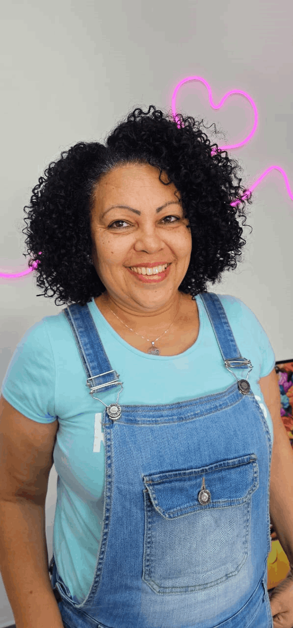 clientes Espaço Amanda Vitoriano especialista em cabelos cacheados, ondulados, crespo natural, unha e depilação, na região de Santo André