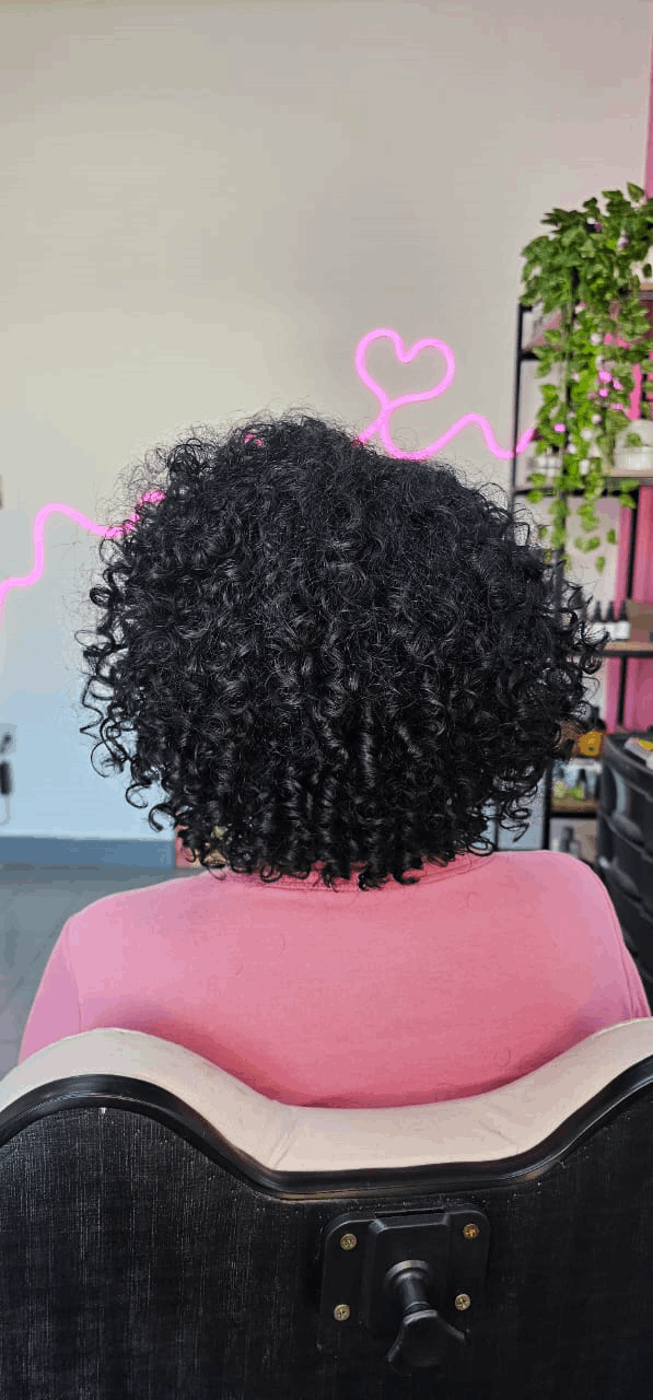 clientes Espaço Amanda Vitoriano especialista em cabelos cacheados, ondulados, crespo natural, unha e depilação, na região de Santo André